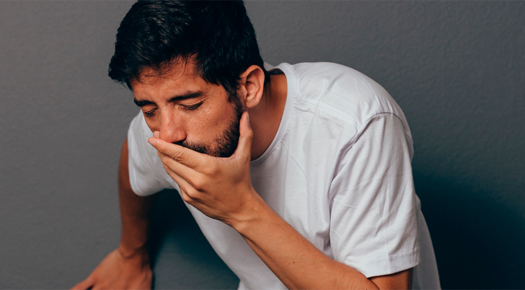 Náuseas y vómitos persistentes